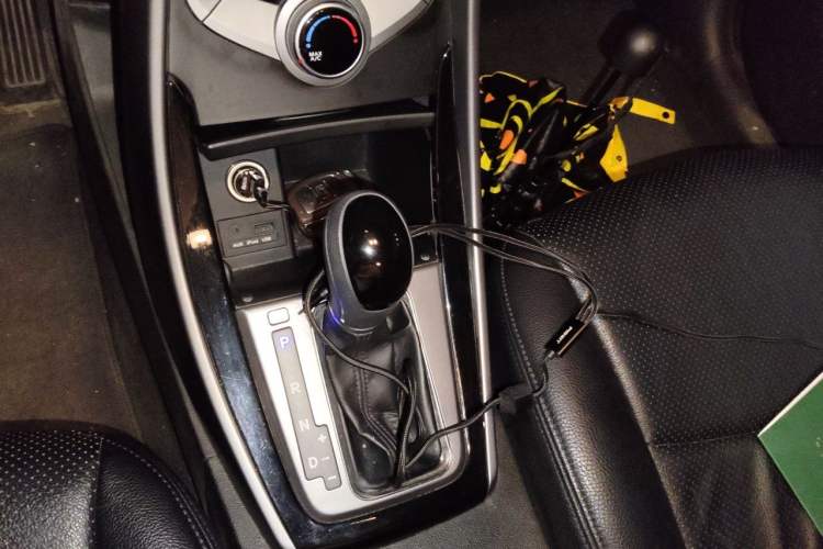 Used Hyundai Elantra (5th Generation / Langdong) 2015 1.6L Automatic Leading Model Gear Lever