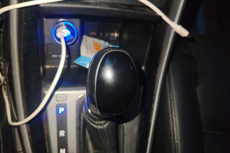 Used Hyundai Elantra (5th Generation / Langdong) 2015 1.6L Automatic Luxury Model Gear Lever