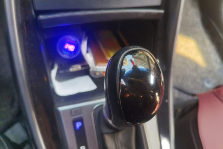 Used Hyundai Elantra (5th Generation / Langdong) 2015 1.6L Automatic Luxury Model Gear Lever