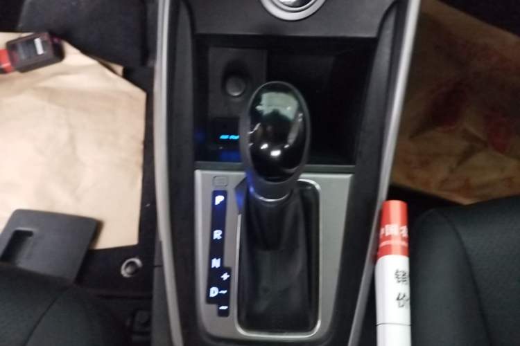 Used Hyundai Elantra (5th Generation / Langdong) 2015 1.6L Automatic Fashion Model Gear Lever