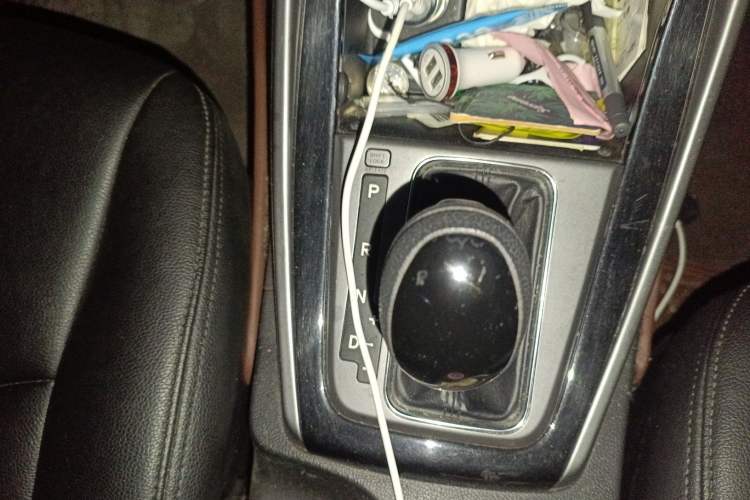 Used Hyundai Elantra (5th Generation / Langdong) 2015 1.6L Automatic Leading Model Gear Lever