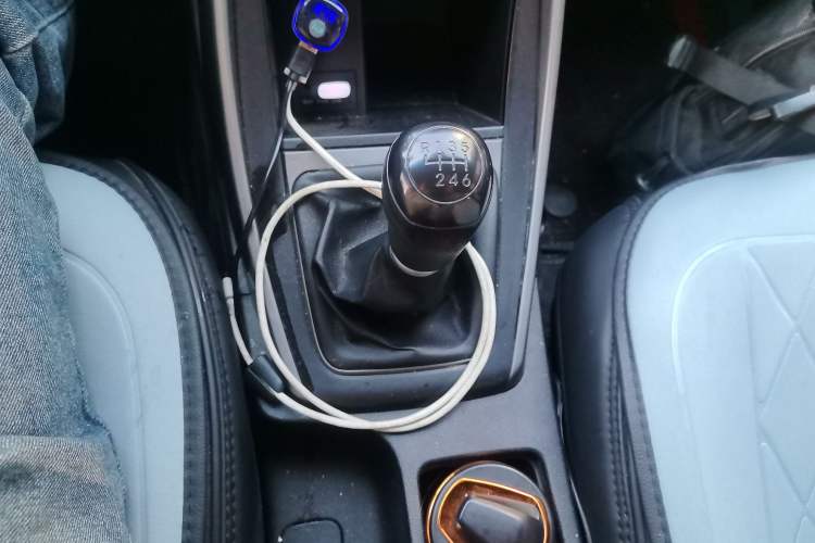 Used Hyundai Elantra (5th Generation / Langdong) 2015 1.6L Manual Fashion Edition Gear Lever