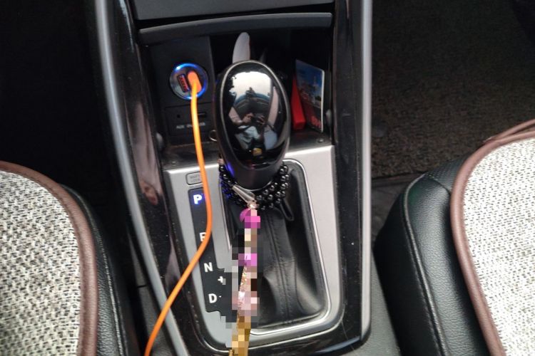 Used Hyundai Elantra (5th Generation / Langdong) 2015 1.6L Automatic Leading Model Gear Lever
