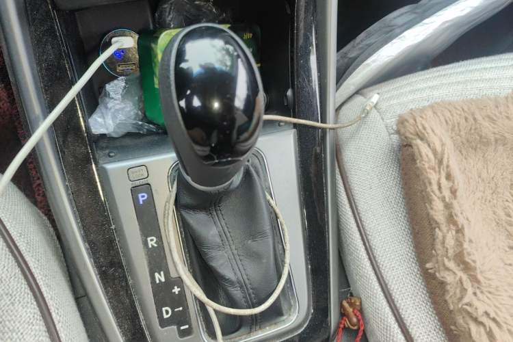 Used Hyundai Elantra (5th Generation / Langdong) 2015 1.6L Automatic Leading Model Gear Lever