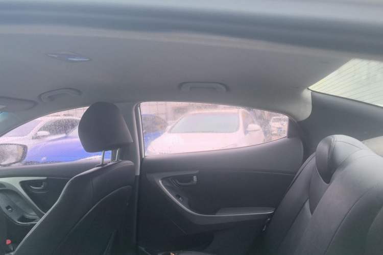 Used Hyundai Elantra (5th Generation / Langdong) 2015 1.6L Automatic Fashion Model Headliner