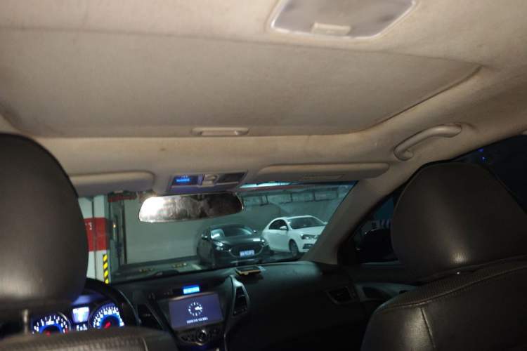 Used Hyundai Elantra (5th Generation / Langdong) 2015 1.6L Automatic Luxury Model Headliner