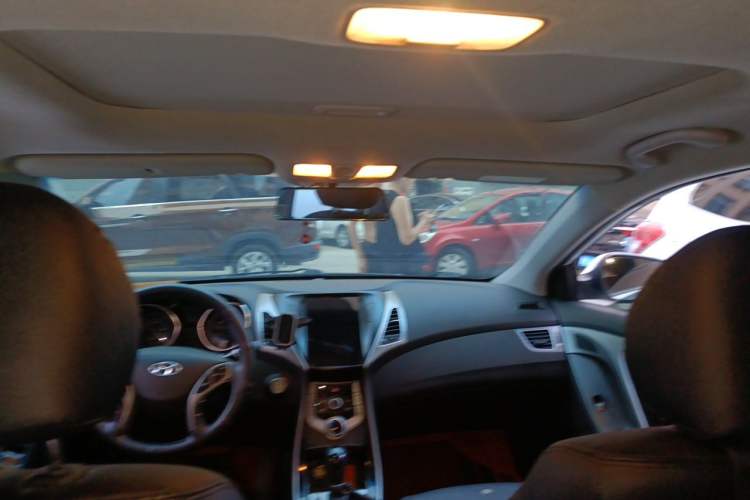Used Hyundai Elantra (5th Generation / Langdong) 2015 1.6L Automatic Leading Model Headliner
