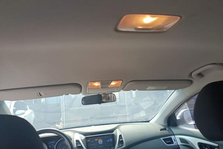 Used Hyundai Elantra (5th Generation / Langdong) 2015 1.6L Automatic Fashion Model Headliner