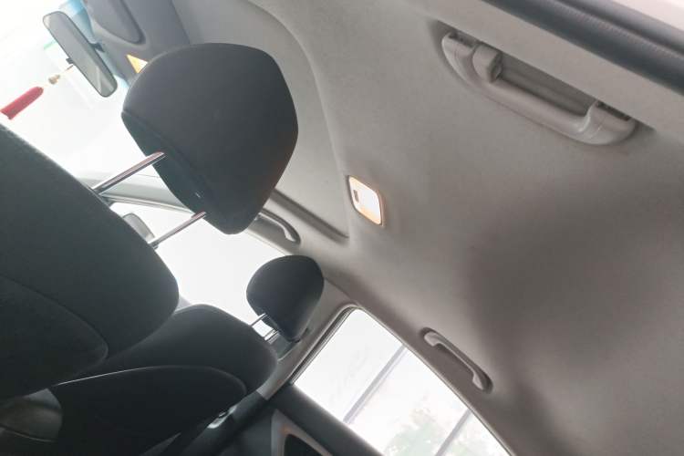 Used Hyundai Elantra (5th Generation / Langdong) 2015 1.6L Manual Leading Model Headliner