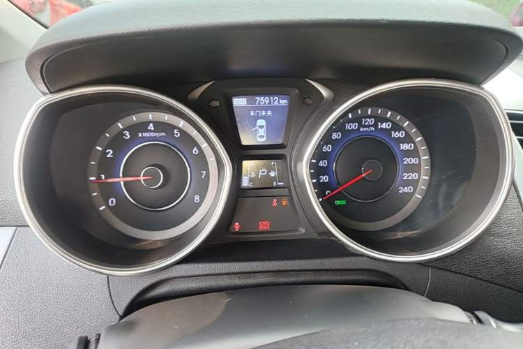 Used Hyundai Elantra (5th Generation / Langdong) 2015 1.6L Automatic Leading Model Instrument Cluster