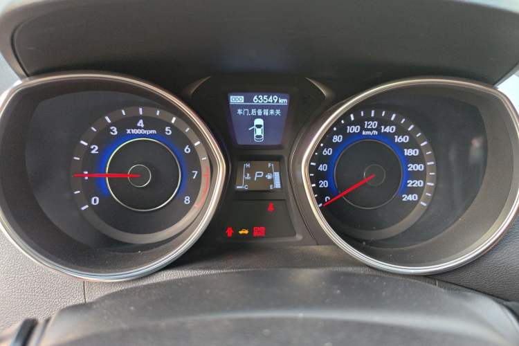 Used Hyundai Elantra (5th Generation / Langdong) 2015 1.6L Automatic Leading Model Instrument Cluster