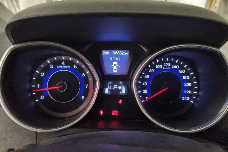 Used Hyundai Elantra (5th Generation / Langdong) 2015 1.6L Automatic Luxury Model Instrument Cluster