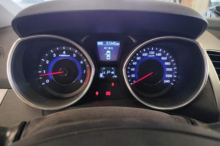 Used Hyundai Elantra (5th Generation / Langdong) 2015 1.6L Automatic Luxury Model Instrument Cluster