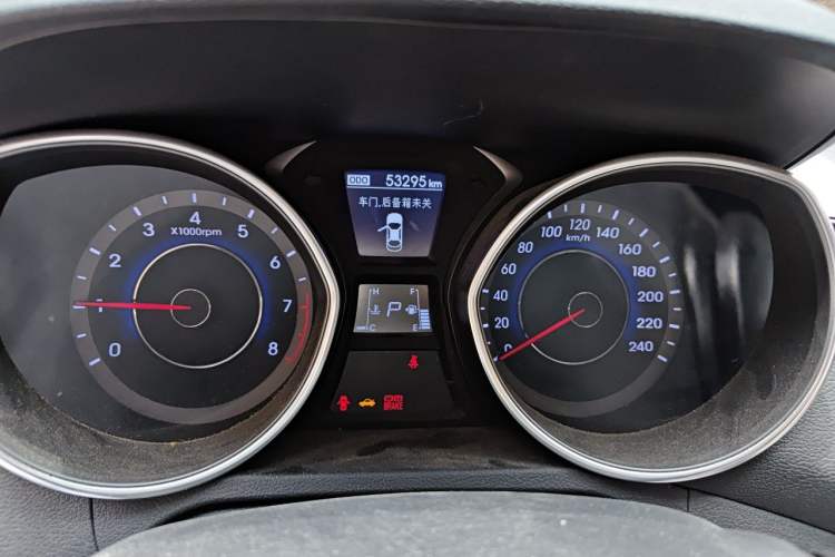 Used Hyundai Elantra (5th Generation / Langdong) 2015 1.6L Automatic Leading Model Instrument Cluster