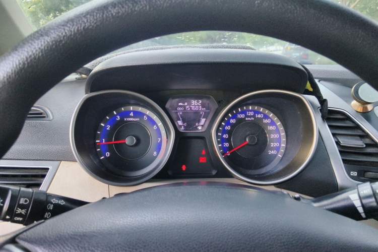 Used Hyundai Elantra (5th Generation / Langdong) 2015 1.6L Manual Fashion Edition Instrument Cluster