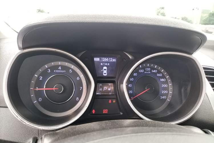 Used Hyundai Elantra (5th Generation / Langdong) 2015 1.6L Automatic Leading Model Instrument Cluster