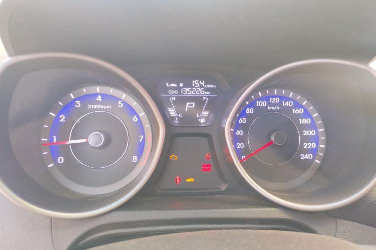 Used Hyundai Elantra (5th Generation / Langdong) 2015 1.6L Automatic Fashion Model Instrument Cluster