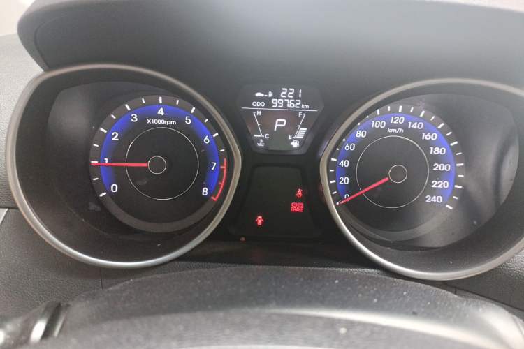 Used Hyundai Elantra (5th Generation / Langdong) 2015 1.6L Automatic Fashion Model Instrument Cluster