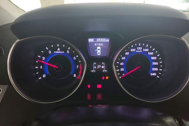 Used Hyundai Elantra (5th Generation / Langdong) 2015 1.6L Automatic Leading Model Instrument Cluster