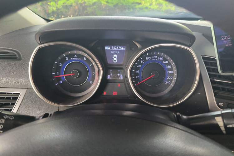 Used Hyundai Elantra (5th Generation / Langdong) 2015 1.6L Manual Leading Model Instrument Cluster