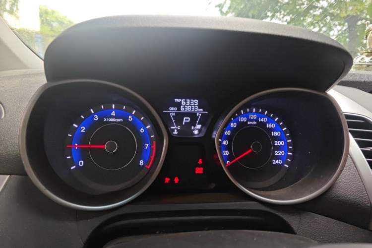 Used Hyundai Elantra (5th Generation / Langdong) 2015 1.6L Automatic Fashion Model Instrument Cluster