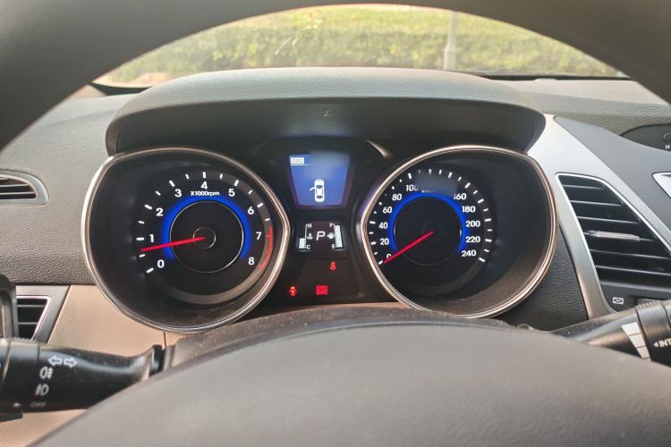 Used Hyundai Elantra (5th Generation / Langdong) 2015 1.6L Automatic Leading Model Instrument Cluster