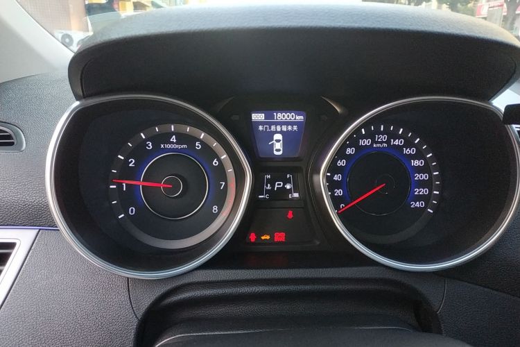 Used Hyundai Elantra (5th Generation / Langdong) 2015 1.6L Automatic Luxury Model Instrument Cluster