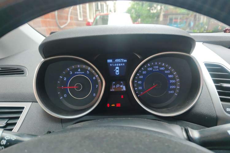 Used Hyundai Elantra (5th Generation / Langdong) 2015 1.6L Automatic Fashion Model Instrument Cluster