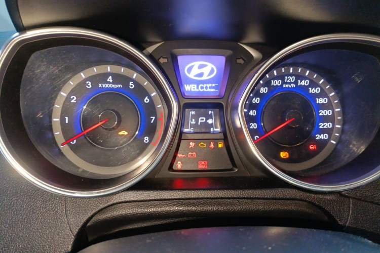 Used Hyundai Elantra (5th Generation / Langdong) 2015 1.6L Automatic Leading Model Instrument Cluster