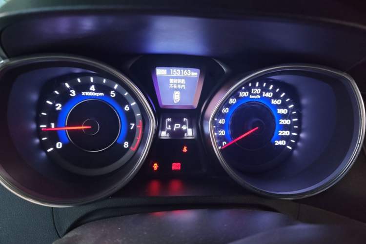 Used Hyundai Elantra (5th Generation / Langdong) 2015 1.6L Automatic Luxury Model Instrument Cluster