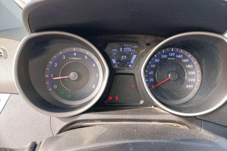 Used Hyundai Elantra (5th Generation / Langdong) 2015 1.6L Automatic Fashion Model Instrument Cluster