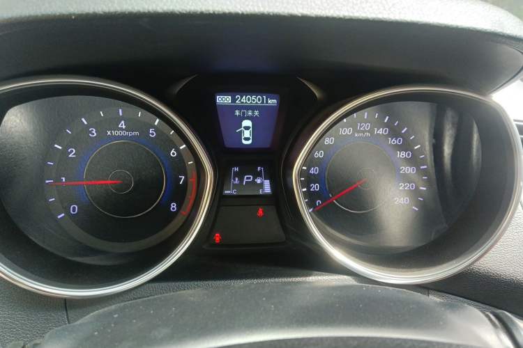 Used Hyundai Elantra (5th Generation / Langdong) 2015 1.6L Automatic Leading Model Instrument Cluster