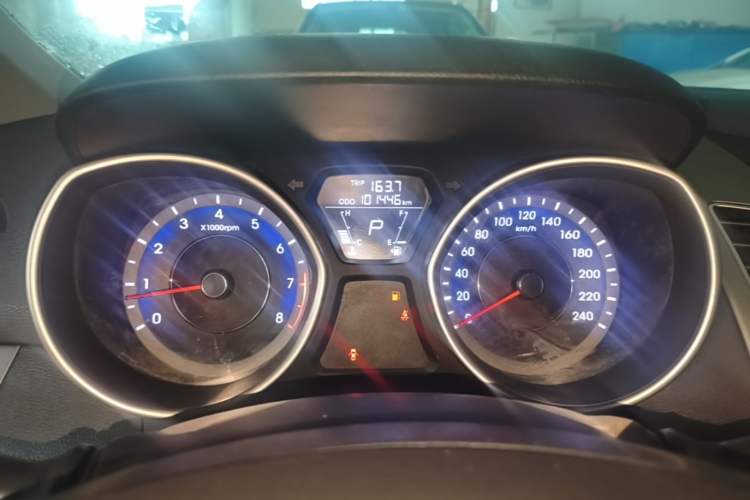 Used Hyundai Elantra (5th Generation / Langdong) 2015 1.6L Automatic Fashion Model Instrument Cluster