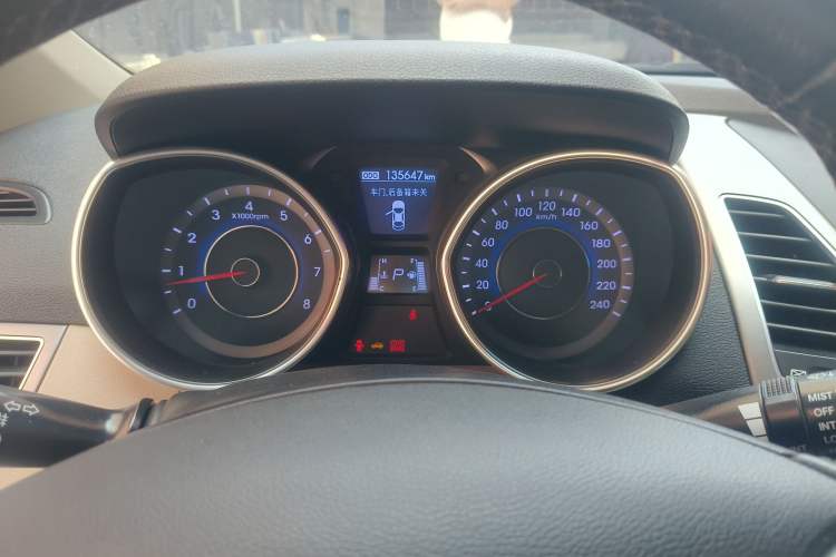 Used Hyundai Elantra (5th Generation / Langdong) 2015 1.6L Automatic Luxury Model Instrument Cluster