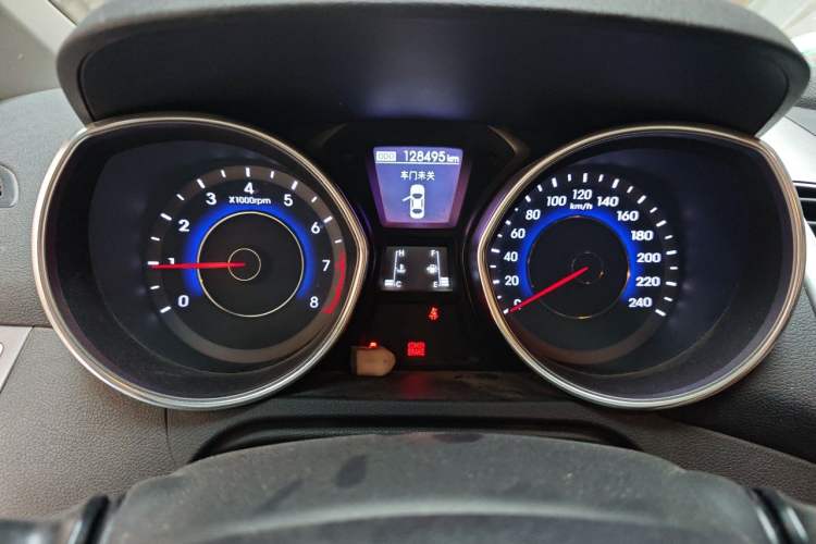 Used Hyundai Elantra (5th Generation / Langdong) 2015 1.6L Manual Leading Model Instrument Cluster
