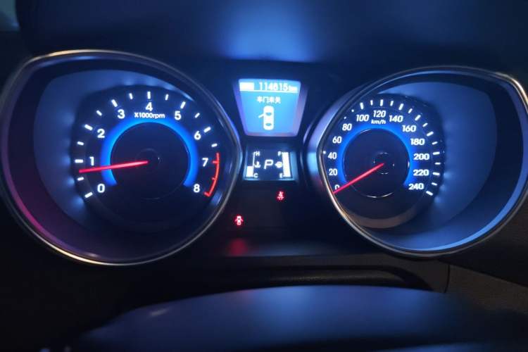 Used Hyundai Elantra (5th Generation / Langdong) 2015 1.6L Automatic Luxury Model Instrument Cluster