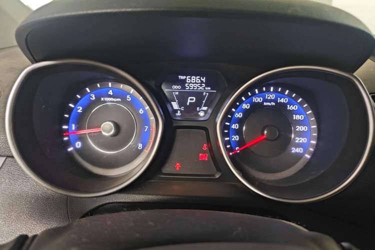 Used Hyundai Elantra (5th Generation / Langdong) 2015 1.6L Automatic Fashion Model Instrument Cluster