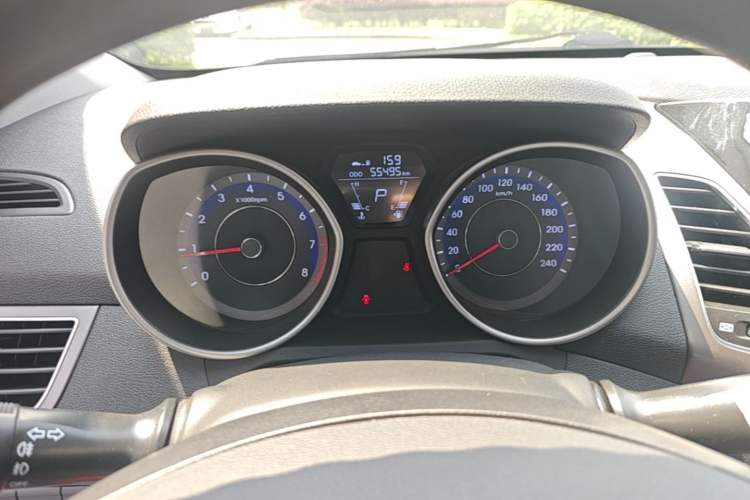 Used Hyundai Elantra (5th Generation / Langdong) 2015 1.6L Automatic Fashion Model Instrument Cluster