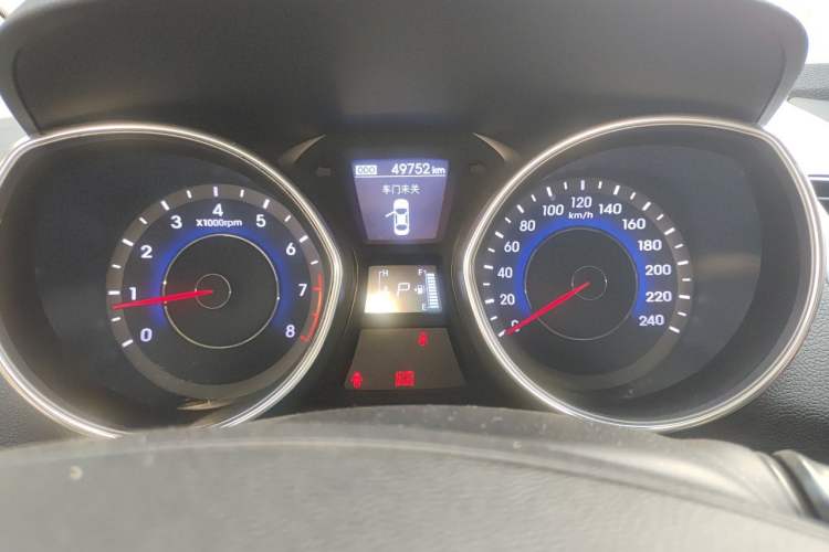 Used Hyundai Elantra (5th Generation / Langdong) 2015 1.6L Automatic Leading Model Instrument Cluster