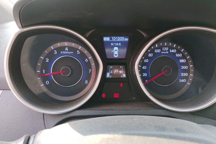 Used Hyundai Elantra (5th Generation / Langdong) 2015 1.6L Automatic Leading Model Instrument Cluster