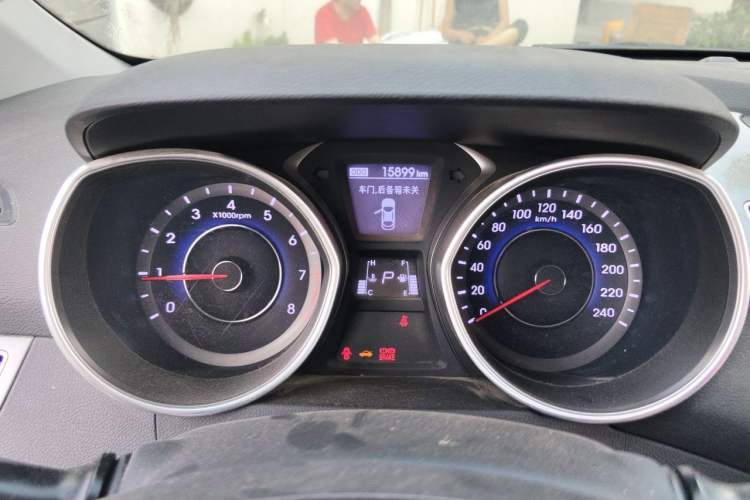 Used Hyundai Elantra (5th Generation / Langdong) 2015 1.6L Automatic Leading Model Instrument Cluster