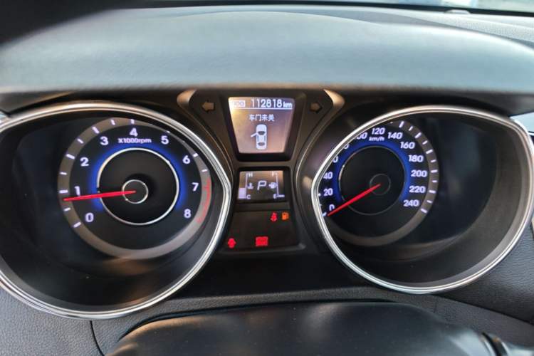 Used Hyundai Elantra (5th Generation / Langdong) 2015 1.6L Automatic Luxury Model Instrument Cluster