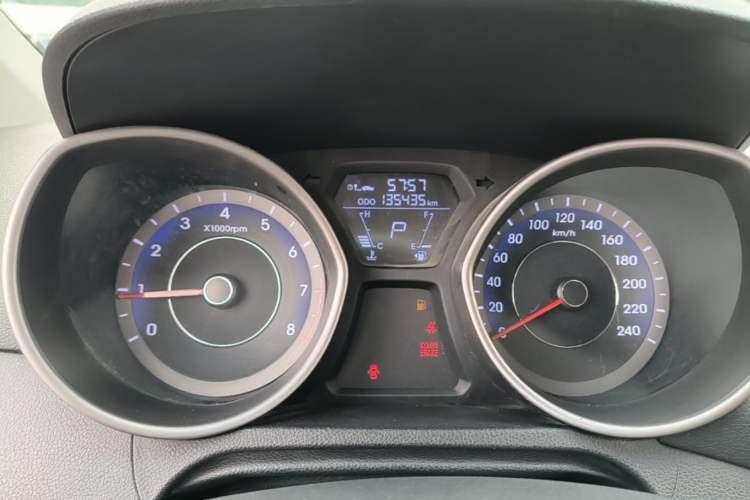 Used Hyundai Elantra (5th Generation / Langdong) 2015 1.6L Automatic Fashion Model Instrument Cluster