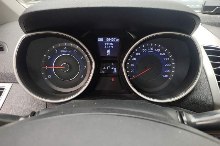 Used Hyundai Elantra (5th Generation / Langdong) 2015 1.6L Automatic Luxury Model Instrument Cluster
