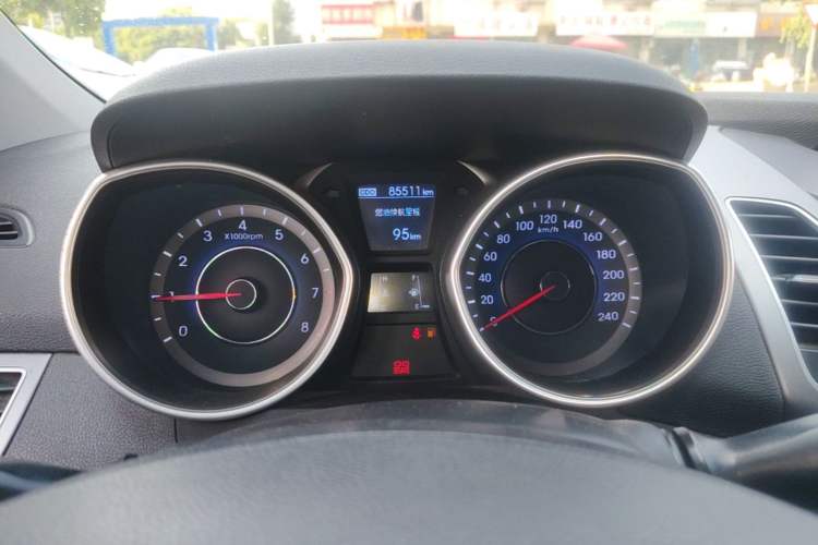 Used Hyundai Elantra (5th Generation / Langdong) 2015 1.6L Manual Leading Model Instrument Cluster