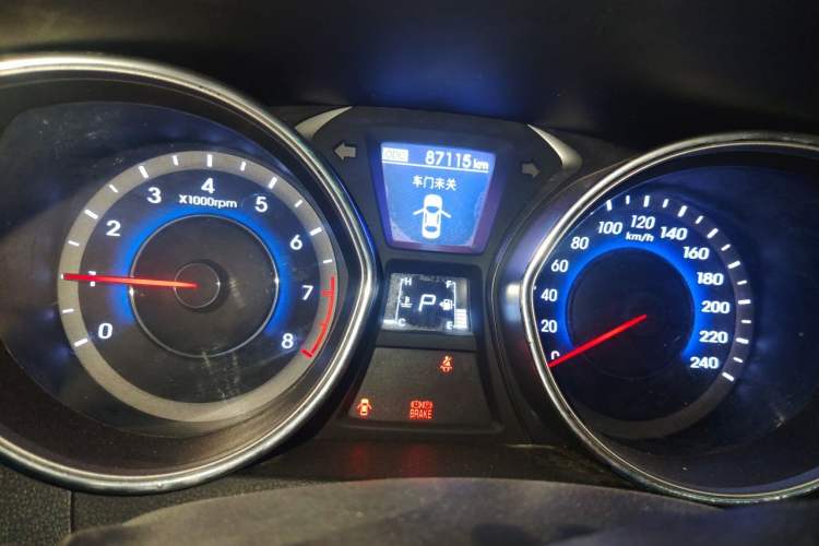 Used Hyundai Elantra (5th Generation / Langdong) 2015 1.6L Automatic Luxury Model Instrument Cluster