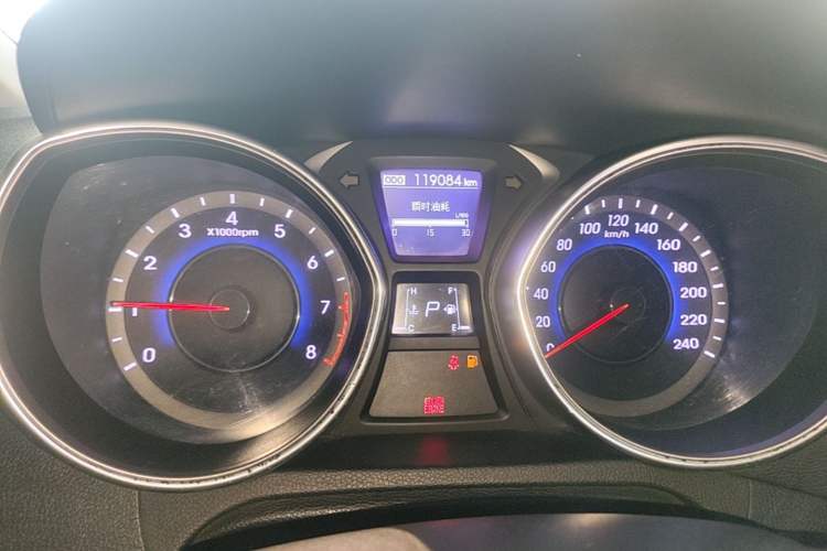Used Hyundai Elantra (5th Generation / Langdong) 2015 1.6L Automatic Leading Model Instrument Cluster