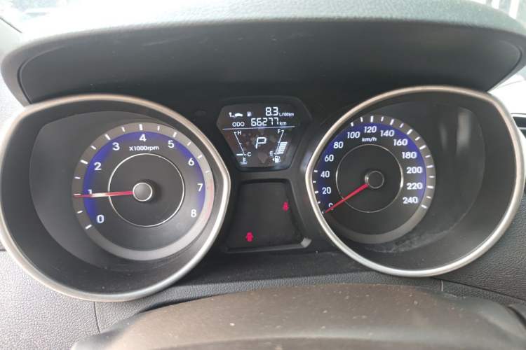Used Hyundai Elantra (5th Generation / Langdong) 2015 1.6L Automatic Fashion Model Instrument Cluster