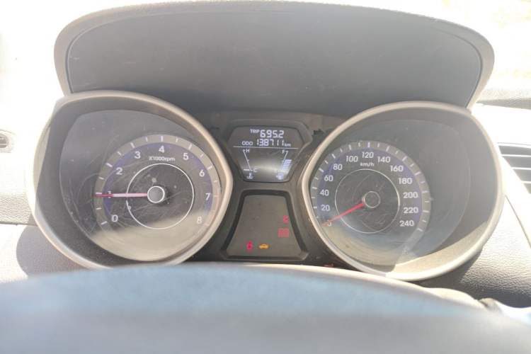 Used Hyundai Elantra (5th Generation / Langdong) 2015 1.6L Manual Fashion Edition Instrument Cluster