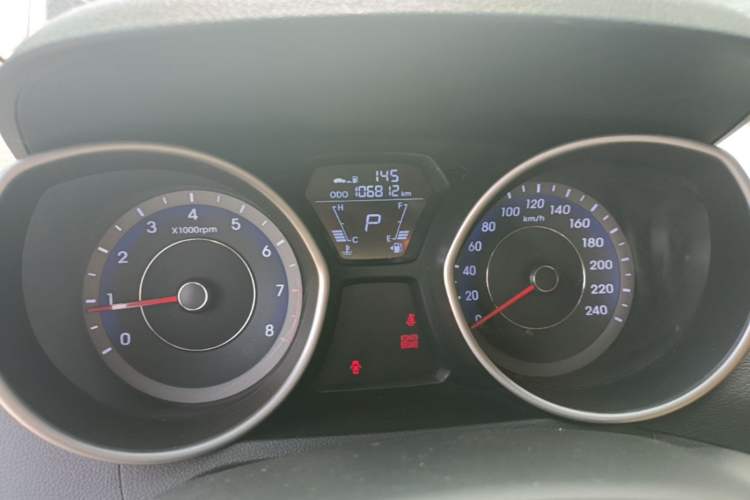 Used Hyundai Elantra (5th Generation / Langdong) 2015 1.6L Automatic Fashion Model Instrument Cluster